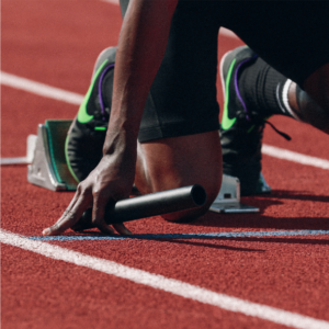 coureur en starting block symbolisant le renouveau